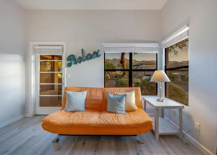 Heated Pool, East Near Sabino Canyon, 2 Bedroom 2 Ba